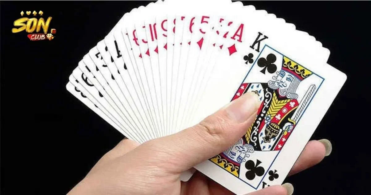 Game Bài Sâm Lốc SONCLUB: Tốc Độ Và Chiến Thuật Chơi 2 Chiến Thuật Chơi Hiệu Quả Trong Game Bài Sâm Lốc